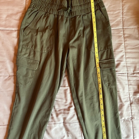 🎉HP🎉 Mondetta Army Green Cargo Jogger Pants - Picture 11 of 12
